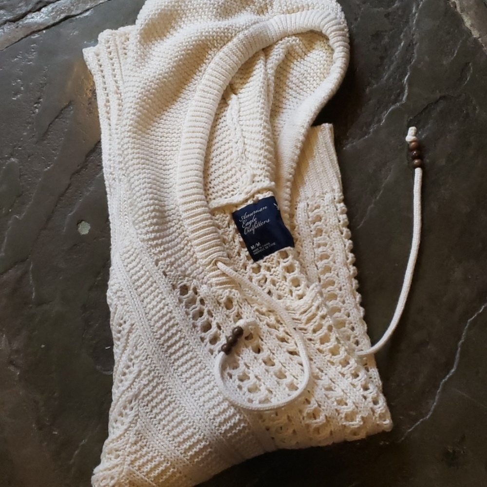 Hooded sweater